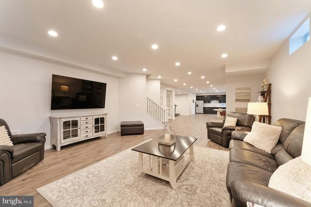 22134 QUAIL POND PL, Ashburn, VA 20148