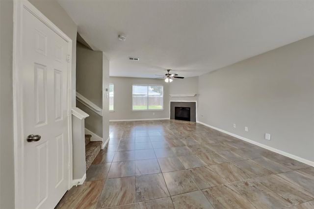 16968 Scenic Knoll, Conroe, TX 77385
