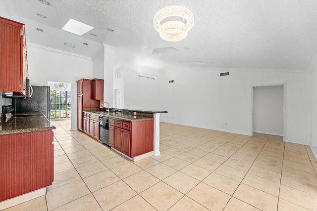 2057 Amesbury Circle, Wellington, FL 33414