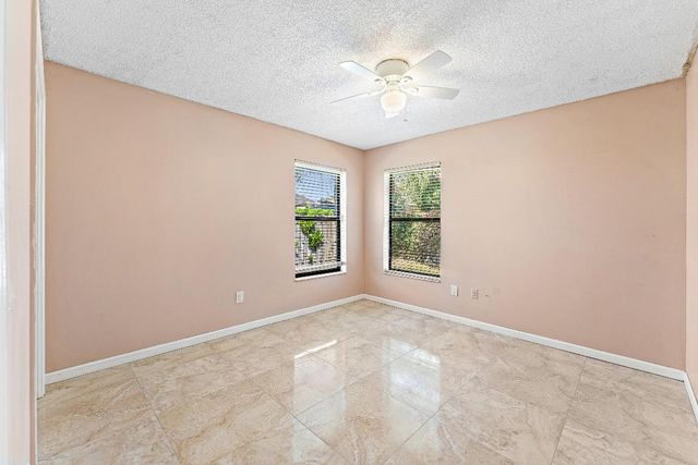2057 Amesbury Circle, Wellington, FL 33414