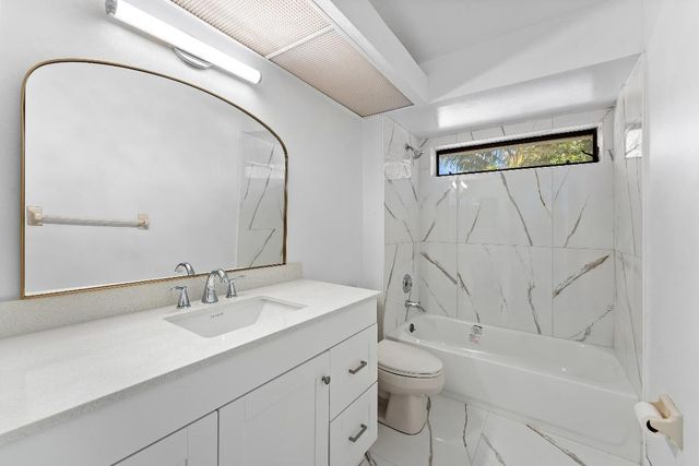 2057 Amesbury Circle, Wellington, FL 33414