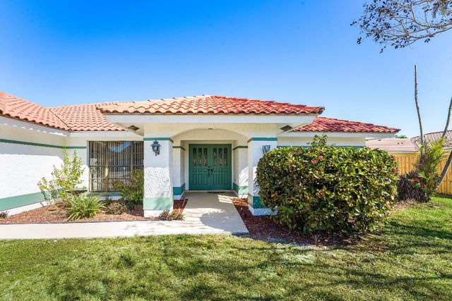 2057 Amesbury Circle, Wellington, FL 33414