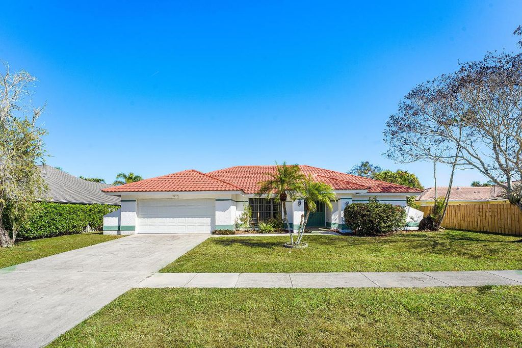 2057 Amesbury Circle, Wellington, FL 33414
