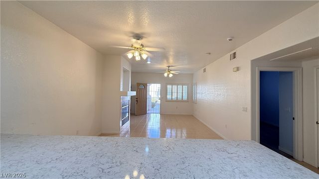 3327 Erva Street 123, Las Vegas, NV 89117