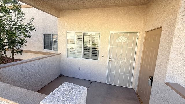 3327 Erva Street 123, Las Vegas, NV 89117