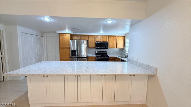 3327 Erva Street 123, Las Vegas, NV 89117