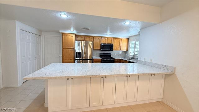 3327 Erva Street 123, Las Vegas, NV 89117