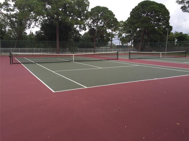 2700 COCONUT BAY LN LANE 4111, Sarasota, FL 34237