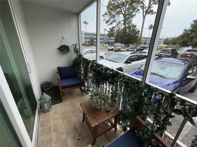 2700 COCONUT BAY LN LANE 4111, Sarasota, FL 34237