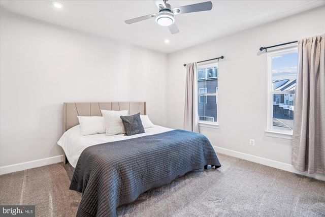 6732 BELCREST RD, Hyattsville, MD 20782