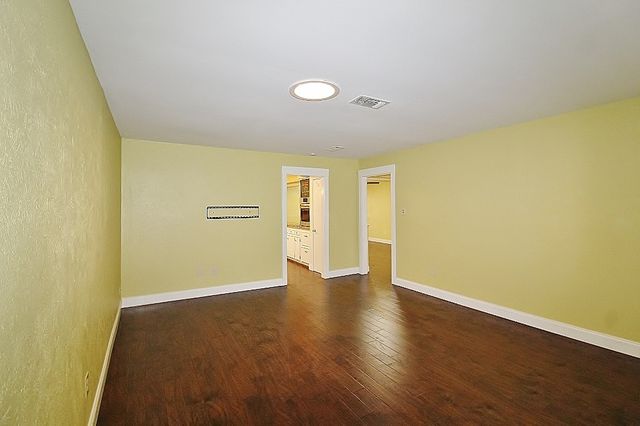 1610 Alexander Drive, Waxahachie, TX 75165