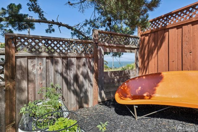 117 Lake Street, Brisbane, CA 94005
