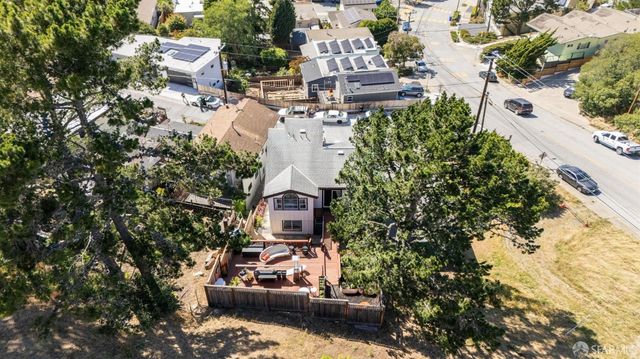 117 Lake Street, Brisbane, CA 94005