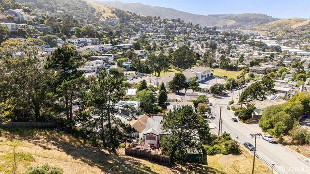 117 Lake Street, Brisbane, CA 94005