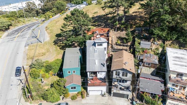 117 Lake Street, Brisbane, CA 94005