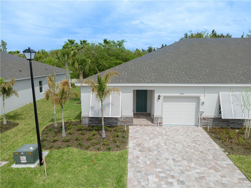8959 Orchid Reserve Circle, Sebastian, FL 32958