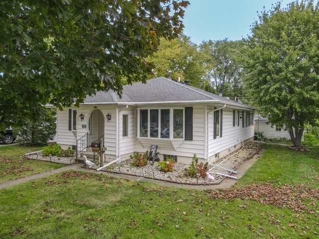 66 S Poplar Street, Manteno, IL 60950