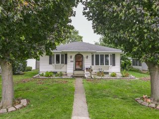 66 S Poplar Street, Manteno, IL 60950