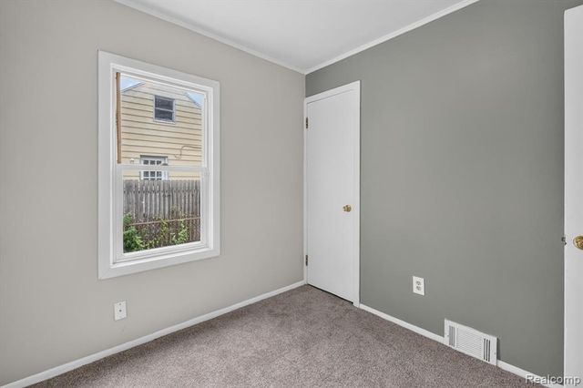 35259 Currier Street, Wayne, MI 48184