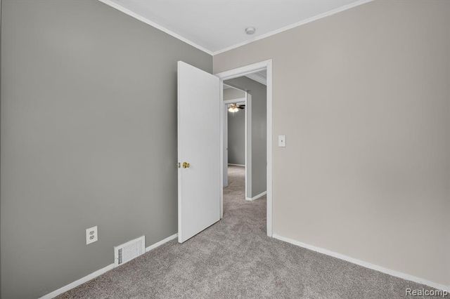 35259 Currier Street, Wayne, MI 48184