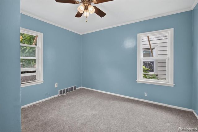 35259 Currier Street, Wayne, MI 48184