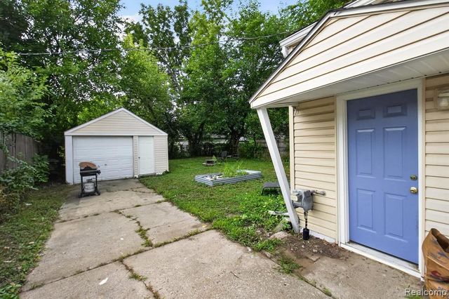 35259 Currier Street, Wayne, MI 48184