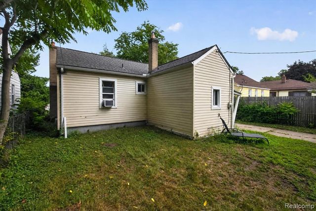 35259 Currier Street, Wayne, MI 48184