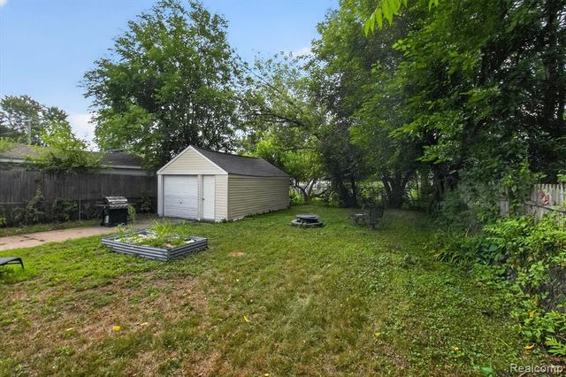 35259 Currier Street, Wayne, MI 48184