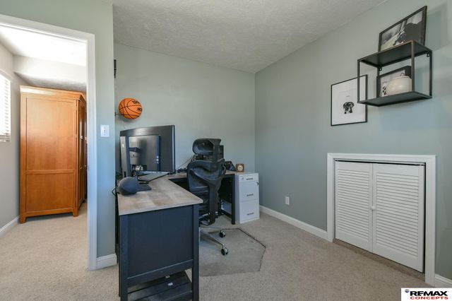 1631 Annette Lane, Lincoln, NE 68512