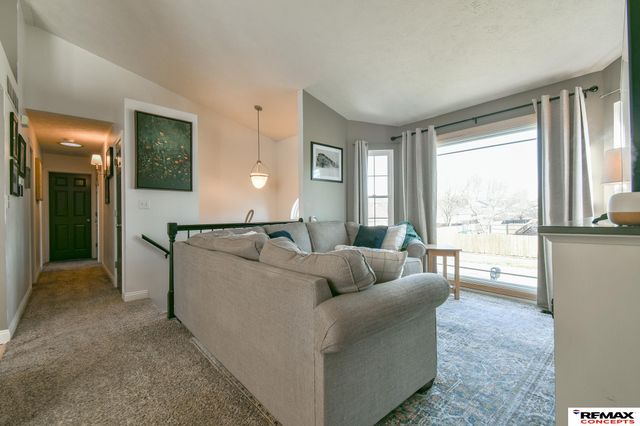 1631 Annette Lane, Lincoln, NE 68512