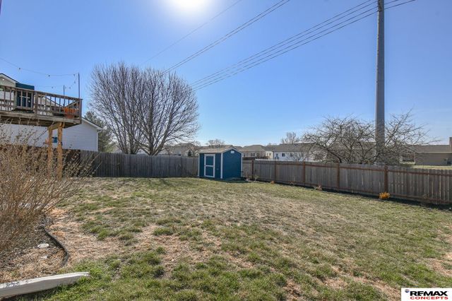 1631 Annette Lane, Lincoln, NE 68512