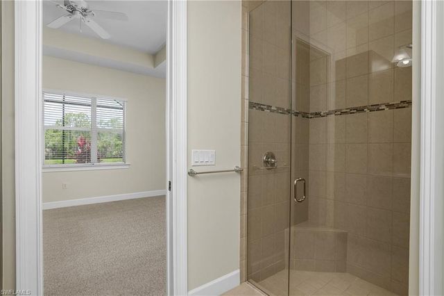 7162 Dominica DR, Naples, FL 34113