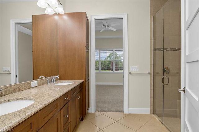 7162 Dominica DR, Naples, FL 34113