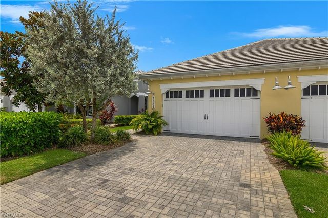 7162 Dominica DR, Naples, FL 34113