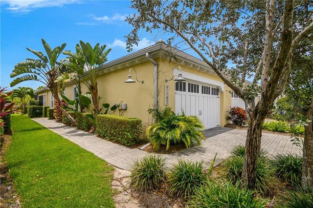 7162 Dominica DR, Naples, FL 34113