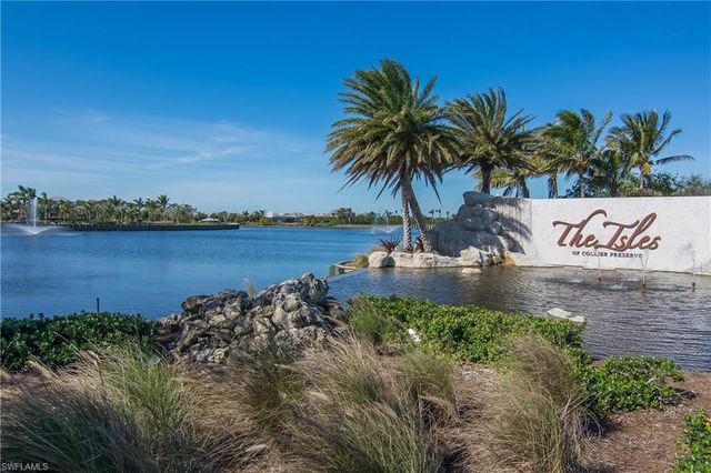 7162 Dominica DR, Naples, FL 34113