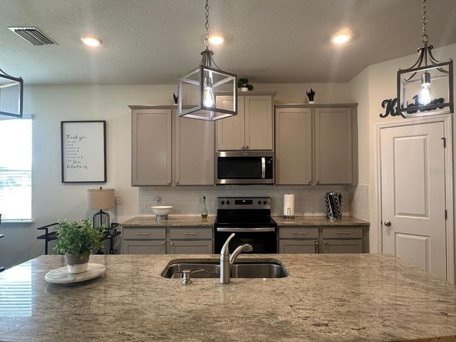 33034 SAND CREEK DRIVE, Wesley Chapel, FL 33543