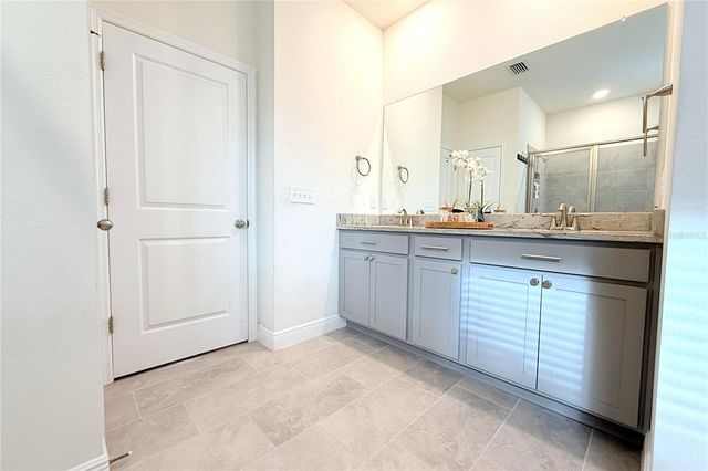 33034 SAND CREEK DRIVE, Wesley Chapel, FL 33543