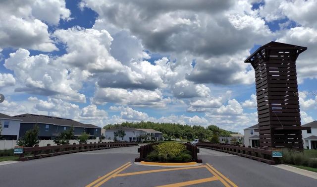 33034 SAND CREEK DRIVE, Wesley Chapel, FL 33543