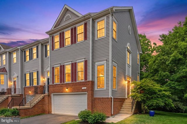 13057 HARVEST PL, Clifton, VA 20124