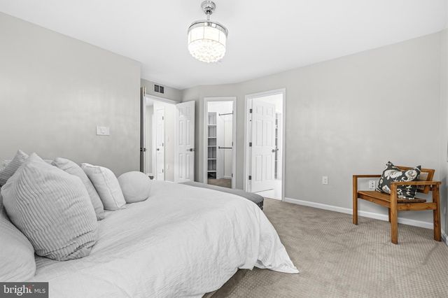 13057 HARVEST PL, Clifton, VA 20124