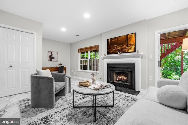 13057 HARVEST PL, Clifton, VA 20124