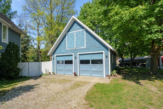 215 N Cedar Street, Allegan, MI 49010