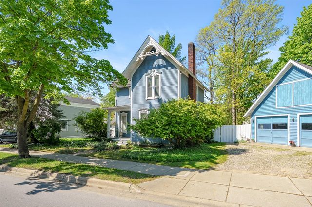 215 N Cedar Street, Allegan, MI 49010