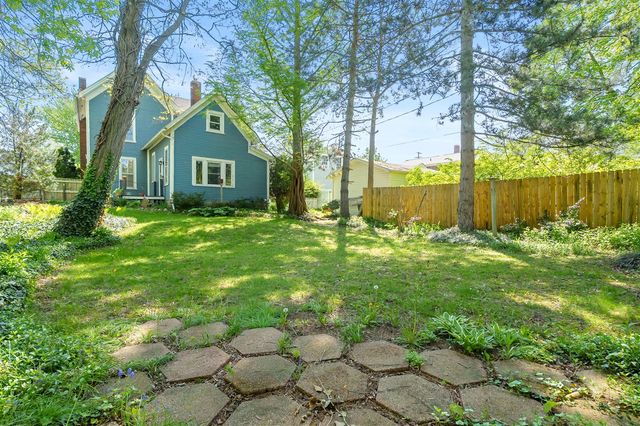 215 N Cedar Street, Allegan, MI 49010