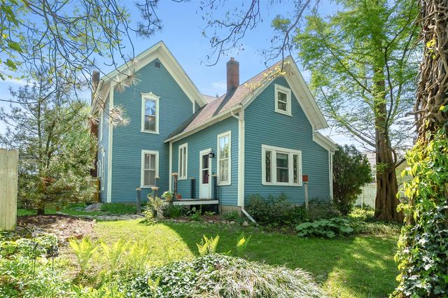 215 N Cedar Street, Allegan, MI 49010
