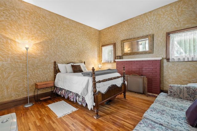 215 N Cedar Street, Allegan, MI 49010