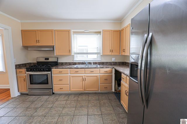 2222 Madison Street, Paducah, KY 42001