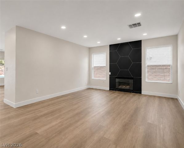 1949 Sondrio Drive, Las Vegas, NV 89134