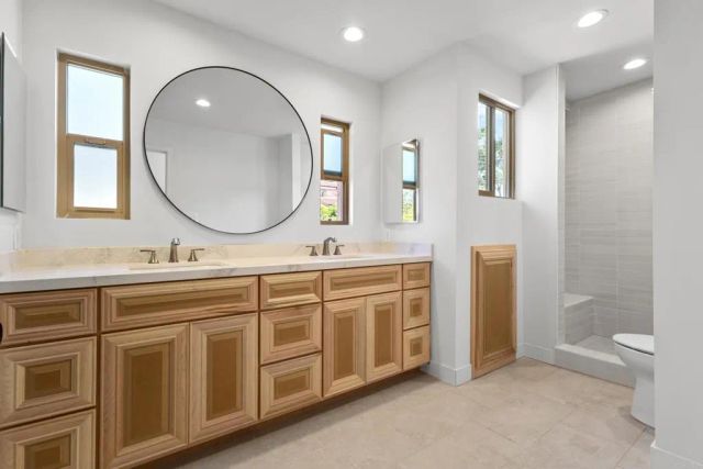 4737 Edison St., San Diego, CA 92117